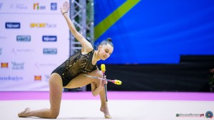 iris firenze damiani angelica clavette sfe02436 copia simone ferraro ph copia